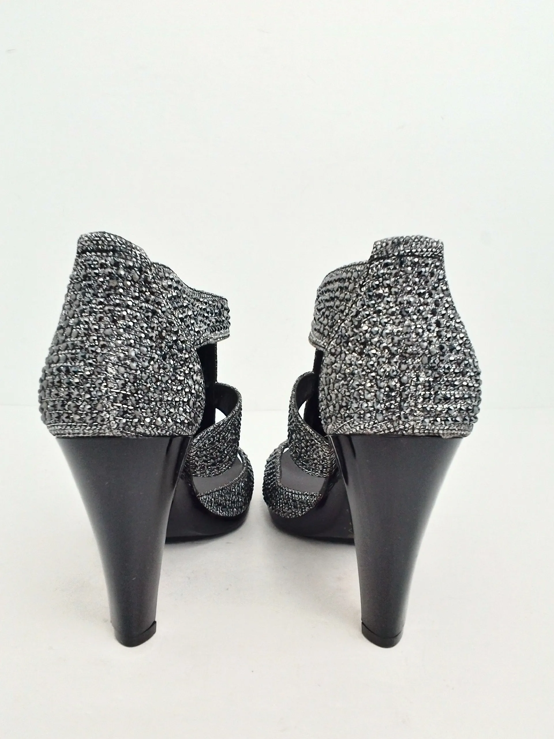 Michael Kors Women's Silver Size 7 M